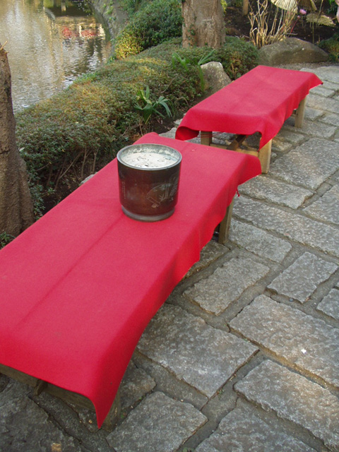 bench_hachimangu.jpg 148KB
