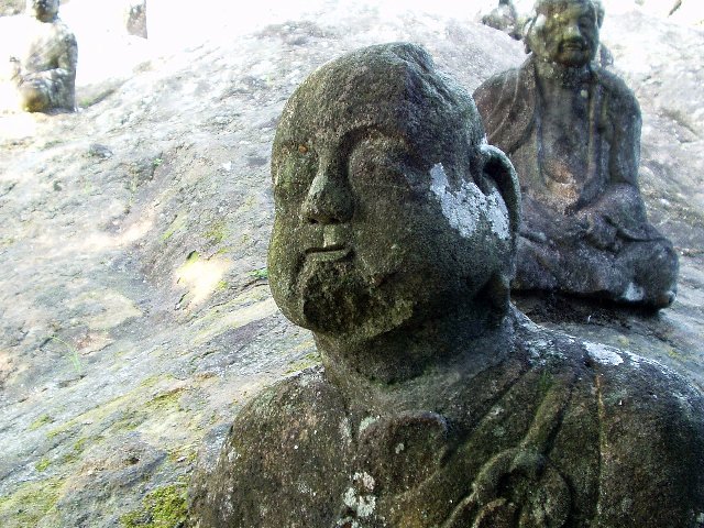 jizou_0002.jpg 113KB