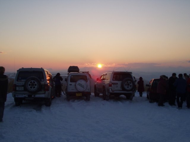 sunrise_050101_19.jpg 26KB