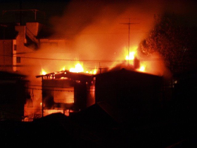 fire_akatsuka_02.jpg 40KB