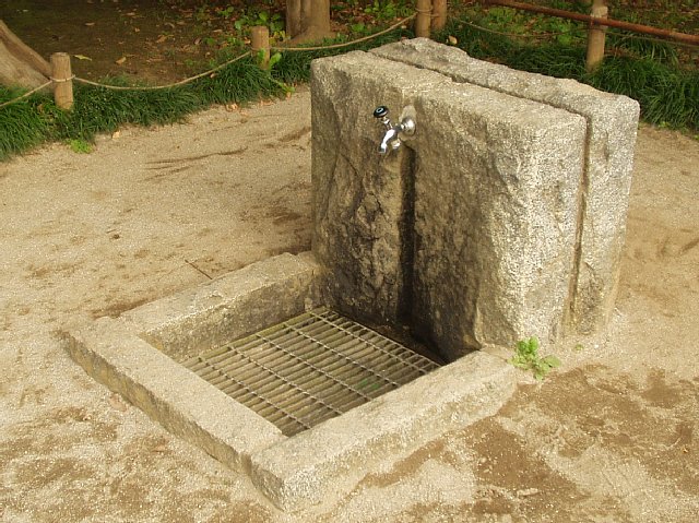 waterwork-2.jpg 107KB