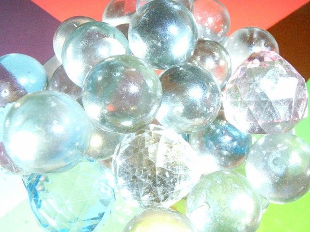 glassmarble_05.jpg 83KB