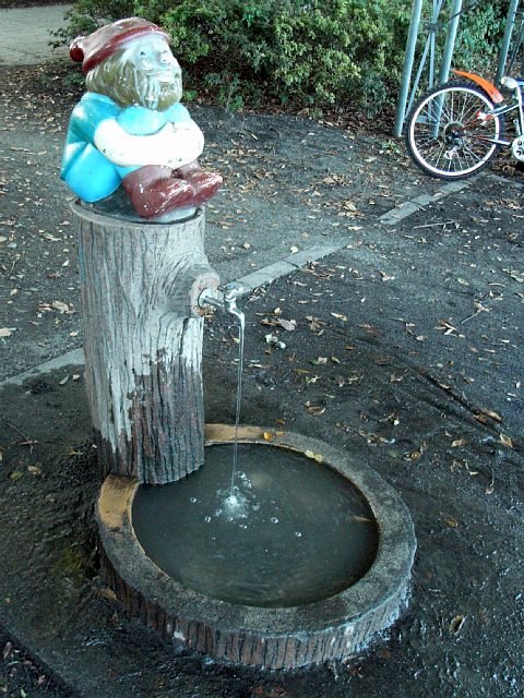 waterwork_01.jpg 113KB