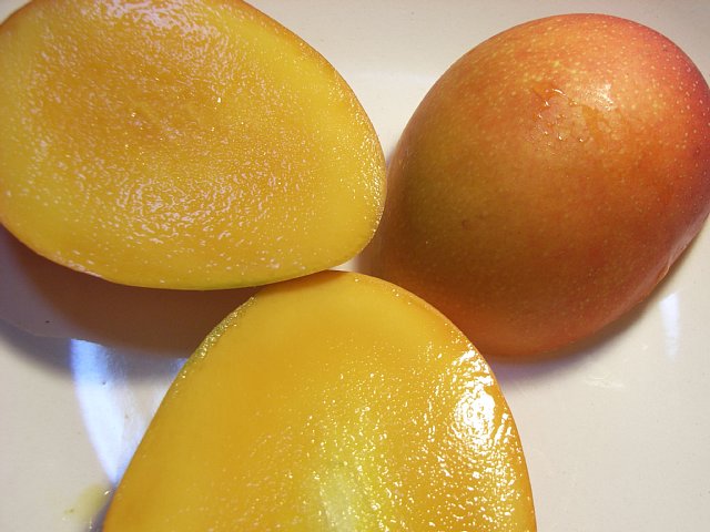mango_01.jpg 56KB