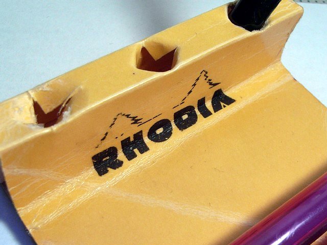 rhodiarecycle_03.jpg 56KB