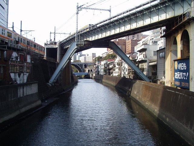 view-of-shohei-bridge_1.jpg 77KB