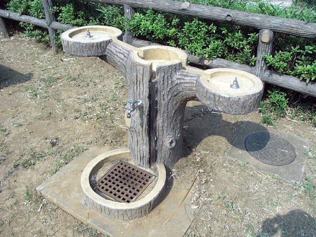 waterwork_070811_01.jpg 117KB