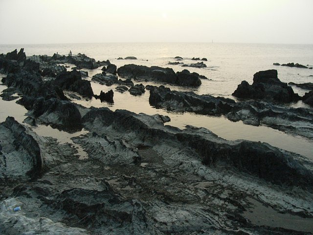 arasaki-seaside_14.JPG 83KB