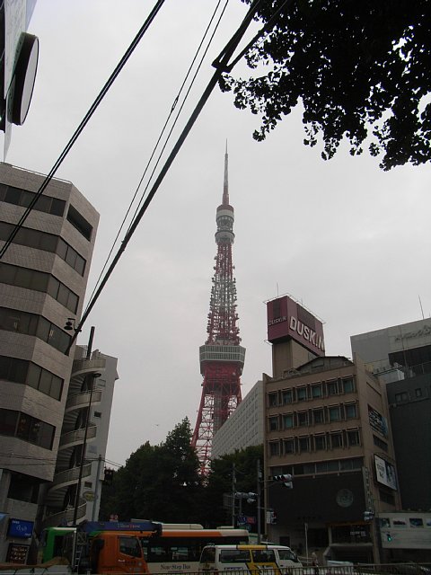 tokyo-tower.JPG 69KB