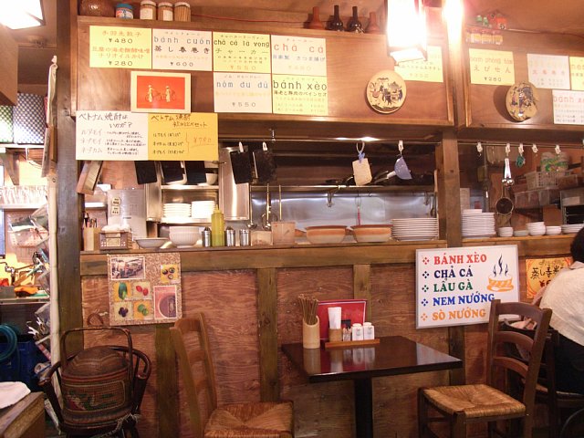 高円寺　生麺フォーとベトナム屋台料理　チョップスティックス