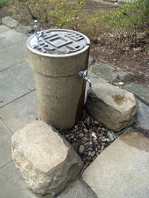 waterspot_01.jpg 130KB