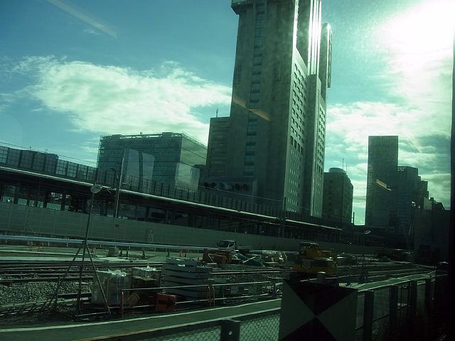 docomo_shinagawa_121226.jpg 67KB