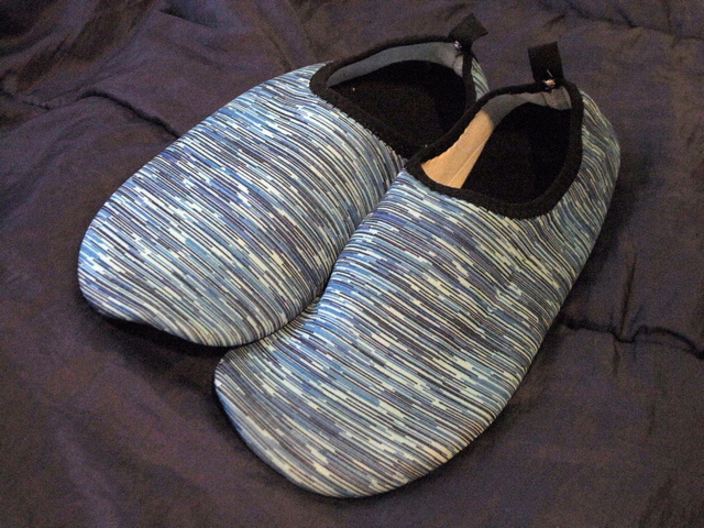 marine_shoes_1.JPG 220KB