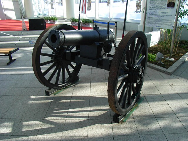 canon_01.jpg 110KB