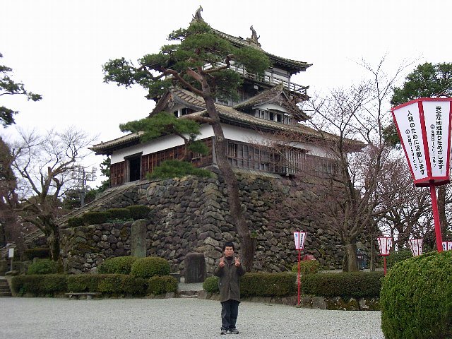 maruoka_castle_15.jpg 117KB