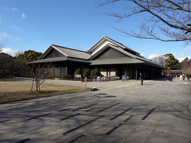 NagoyaCastle_072.jpg 114KB
