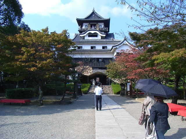 inuyama_castle_12.jpg 140KB