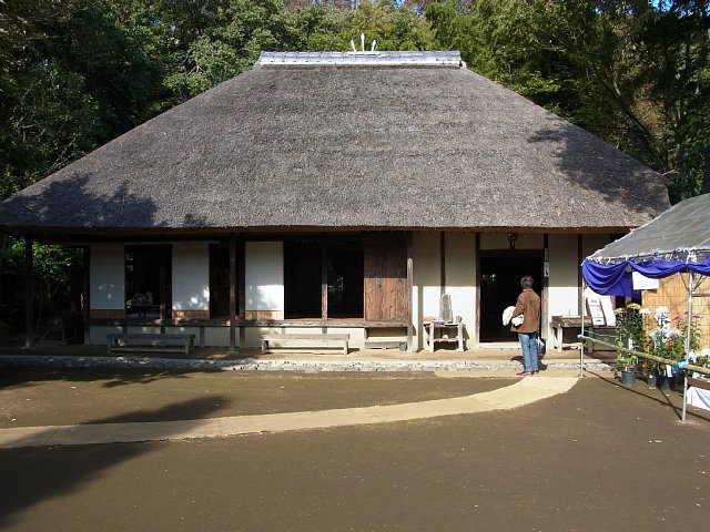 okamoto_002.jpg 101KB 