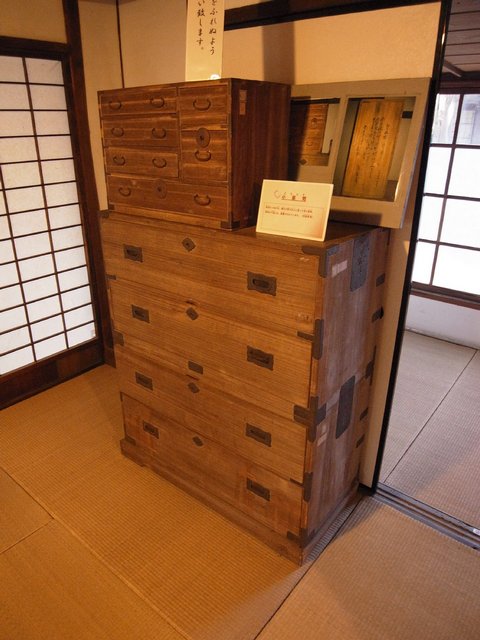蘆花恒春園　徳冨蘆花旧宅　箪笥