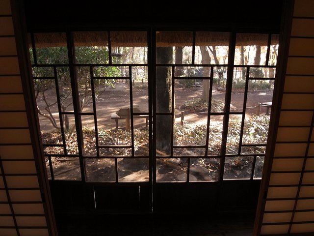 蘆花恒春園　徳冨蘆花旧宅　ガラス窓