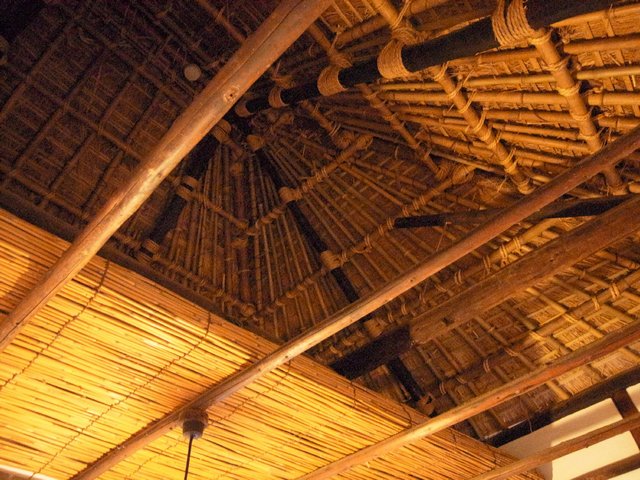 蘆花恒春園　徳冨蘆花旧宅　土間の屋根
