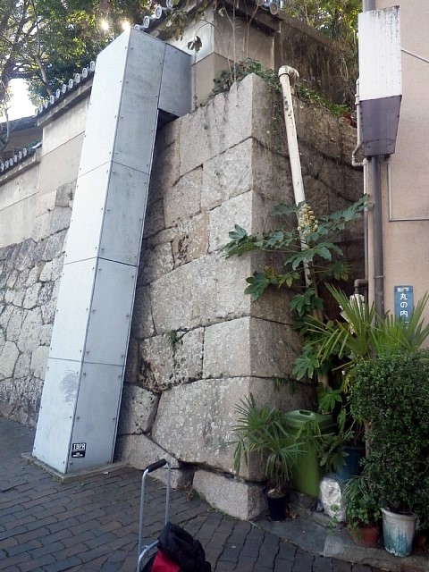  岡山城　外郭の石垣 