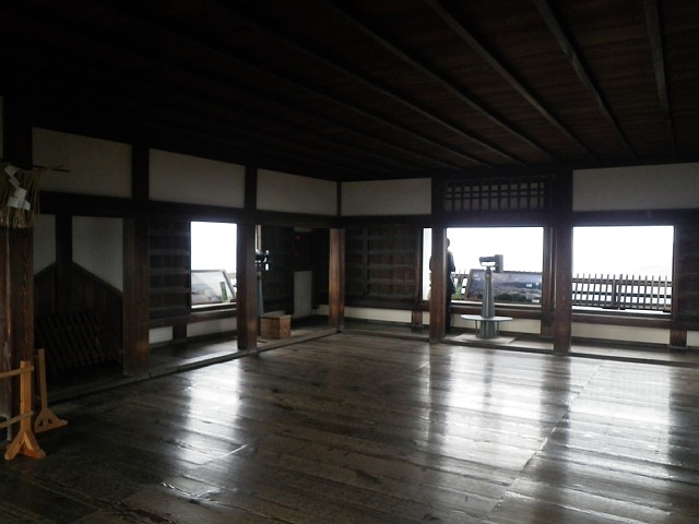 iyomatuyama-castle_44.jpg 75KB
