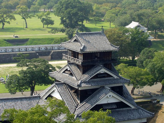 castle_02.jpg 114KB
