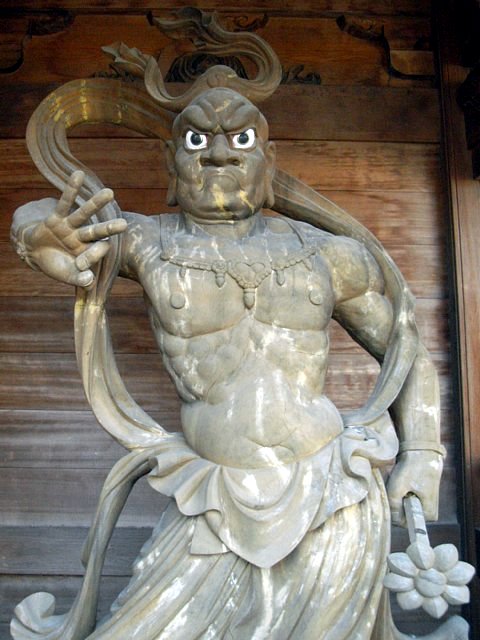  永国寺（熊本県人吉市）　仁王像 