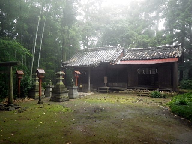 太田金山城　新田神社
