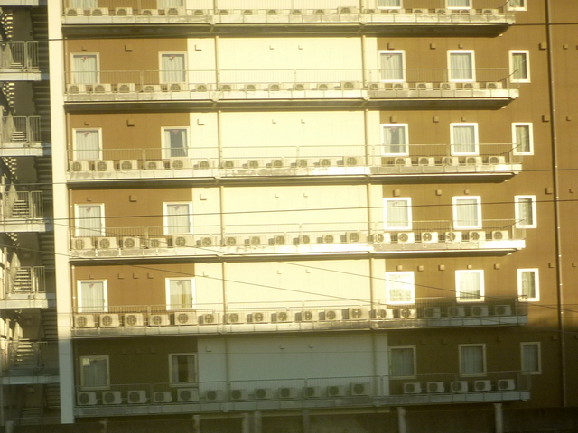 室外機がすごい＠東静岡